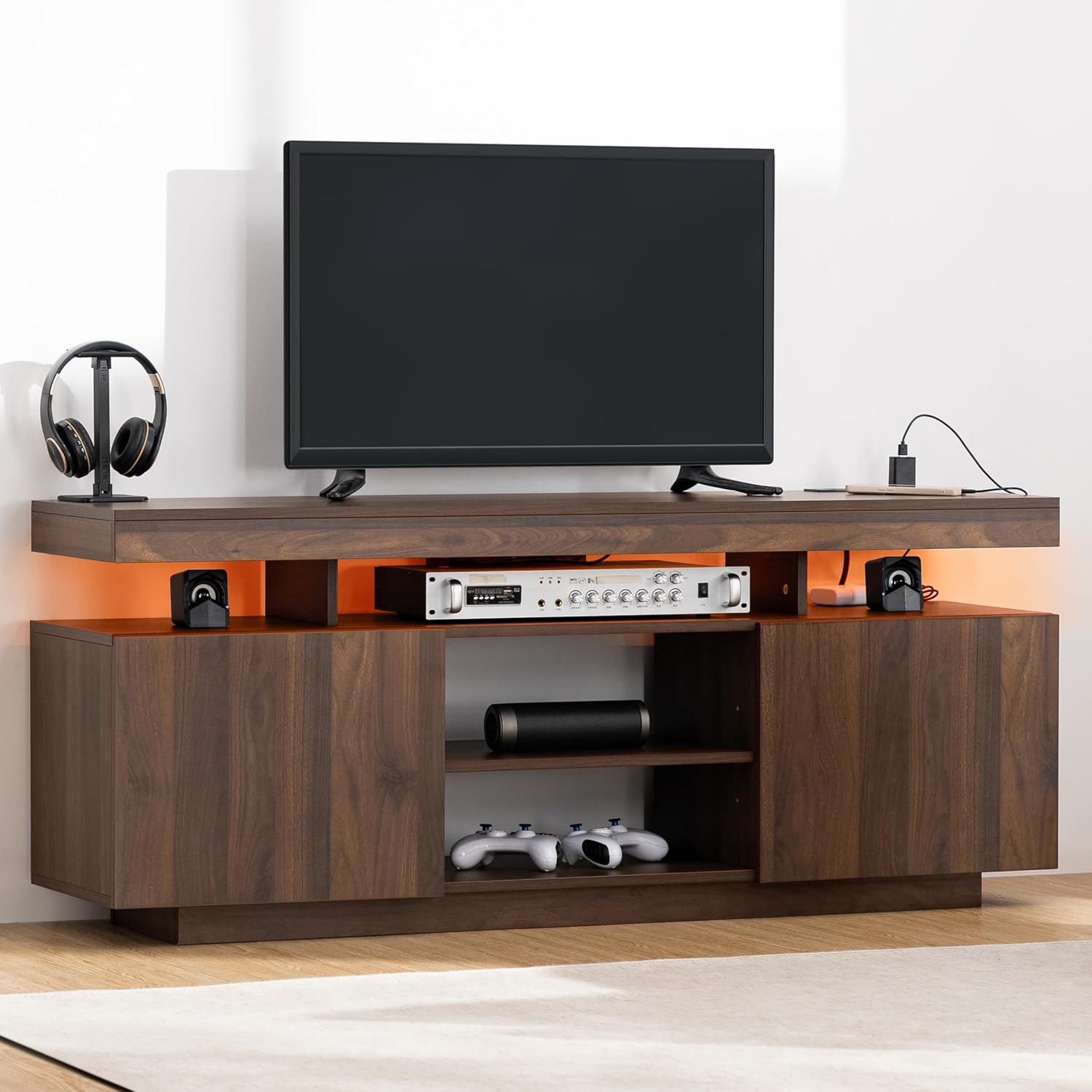 Meuble TV LED avec prises de c - Gaming Console Room avis et prix